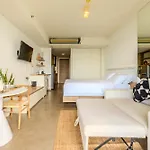 อพาร์ทเม้น Zire Wongamat By Silqstay V Pattaya