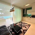 Apartment Beachfront Luxe With Pool Access And Terrace *
