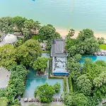 Zire Wongamat Pattaya By Silqstay