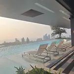 Luxury With Beautiful View