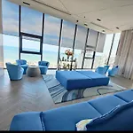 Best Location Of Pattaya, Sky Pool And Close To The Beach