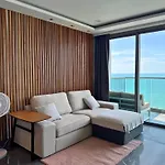 Wt Sea View By Bps Apartment Pattaya
