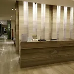 Luxury Large One Bedroom Seaview Serviced At Wongamat, วันหยุดที่บ้าน Pattaya