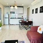 อพาร์ทเม้น The Base 2 Bedroom 1 Bathroom