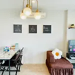 The Base 2 Bedroom 1 Bathroom Pattaya