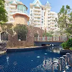 Wow ! Grande Carribean - Pool Access New Apartment - Jomtien