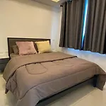 Arcadia Continental Aparthotel