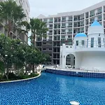 Arcadia Continental Aparthotel Pattaya