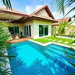 Luxury Semi-2bed Pool Near & Walking Street! อพาร์ทเม้น *