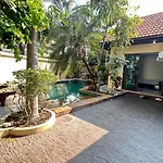 Luxury Semi-2Bed Pool Villa Near Beach & Walking Street!