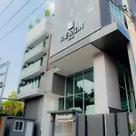 The Rizin Phratamnak 3* Pattaya