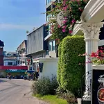 City Garden Olympus 02D With Balcony