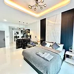 Viraplace 4# Aparthotel 3*
