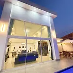 วิลล่า Private Pool 4 Bedroom 5 Bathroom Near Walking Street And Bbq Pattaya