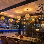 Gooseberry Baan & Bistro Guest house *