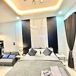 Aparthotel Viraplace 4# 3*