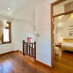 4 Bed Songthai - 5 *
