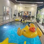 Mj42 House Majestic Poolvillas * Pattaya