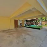 4 Bed Songthai - 5 Pattaya