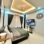 Viraplace 4# Aparthotel