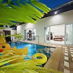 Mj42 House Majestic Poolvillas ฮอลิเดย์พาร์ค *