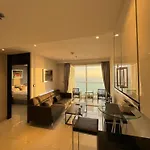 Panoramic Sea View At Sky Residences - Pratamnak Modern อพาร์ทเม้น *