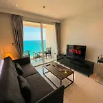 อพาร์ทเม้น Panoramic Sea View At Sky Residences - Pratamnak Modern *