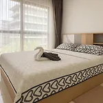 Modern 2br Rooftop Swimming Pool Pratumnak อพาร์ทเม้น