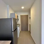 Apartment Vay Pothisan North