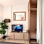 อพาร์ทเม้น 芭提雅市中心海滩公寓预定 高层海景房 海滩步行街 F25 Pattaya