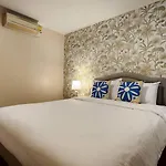 Beachfront 3br With Ocean-view Balcony * Pattaya