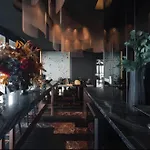 Apartment Edge - High Floor Sea View With Rooftop Pool