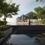 Edge - High Floor Sea View Condo With Rooftop Pool