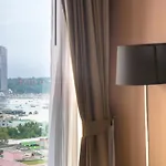อพาร์ทเม้น Edge Luxury