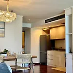 Beachfront 3br With Ocean-view Balcony
