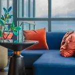 Edge Luxury อพาร์ทเม้น *