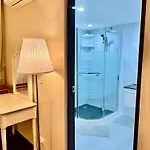 อพาร์ทเม้น Beachfront 3br With Ocean-view Balcony *