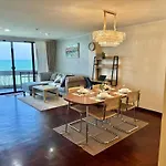 Beachfront 3br With Ocean-view Balcony * Pattaya