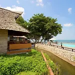 Sunset Park Resort And Spa By Swr