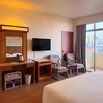 Golden Beach Hotel Pattaya