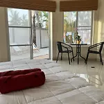 Homestay Sea U Pool *