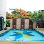 Hotel Diamond Place 3*