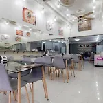 Oyo 1066 Encore Sea Side