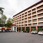 Sunday Chateau En - โรงแรม Pattaya