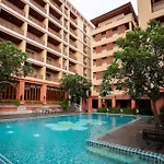 โรงแรม Sunday Chateau En - Pattaya