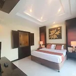 Palette Luxe North