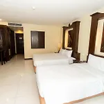 Sunday Chateau En - โรงแรม Pattaya