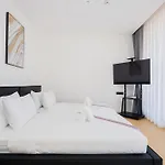 Hiii Aura Pool Villa Hotel Pattaya Central