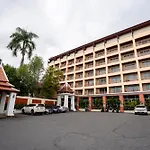 โรงแรม Sunday Chateau En - 5*