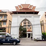 โรงแรม Sunday Chateau En - 5*